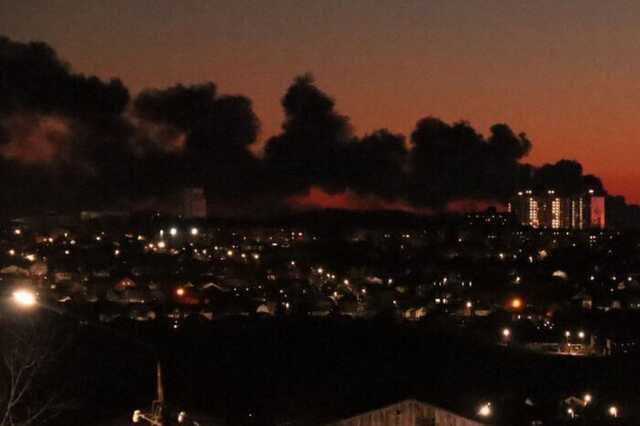 У Воронежі повідомляють про вибухи на аеродромі