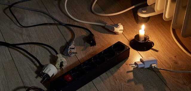 У Києві продовжуються екстрені відключення електрики після нічної атаки дронів