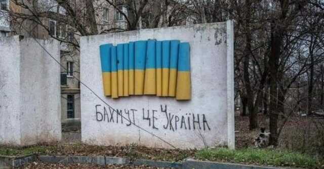 Українські десантники знищили позиції ворога під Бахмутом
