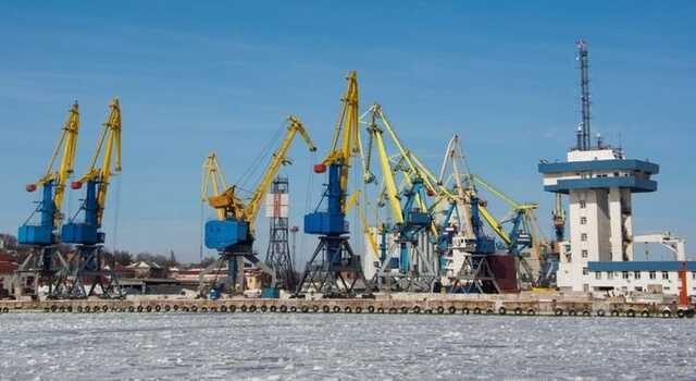 Окупанти перетворюють Маріупольський морський порт на військову базу, - радник мера