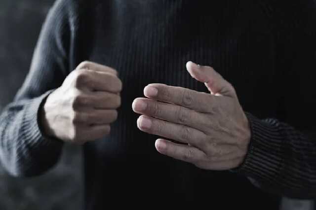 В Хусте пограничник ударил офицера и угрожал сжечь его авто