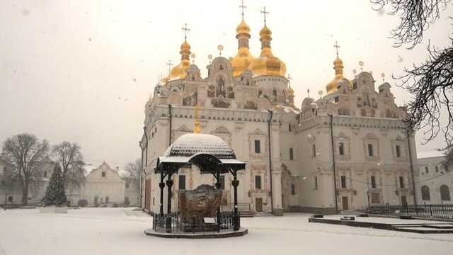 Успенський собор і Трапезну церкву Києво-Печерської Лаври остаточно передали державі