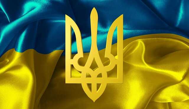 На Харківщині депутата визнали винним у пошкодженні державного герба