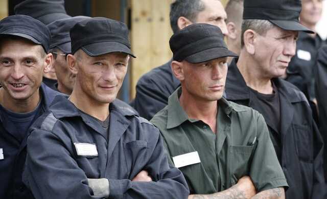 Завербованих на війну в Україні зеків помилували ще до відправлення на фронт, — правозахисниця