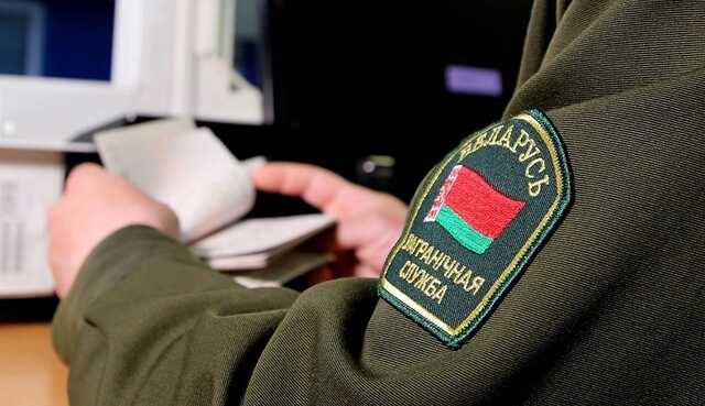 У Білорусі хочуть заборонити чоловікам виїжджати з країни