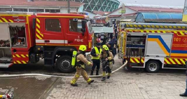 У Рівному сталось займання у торговельному центрі “Моріон”