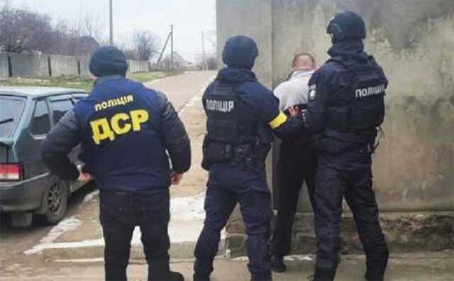 Убийцу криминального «авторитета» задержали за вымогательство