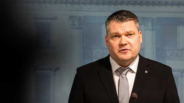 Գ    ͳ     Leopard, - 