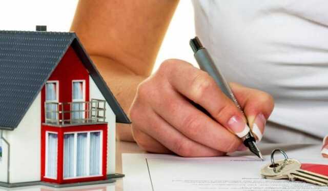 У Львові держреєстратора підозрюють у зловживаннях