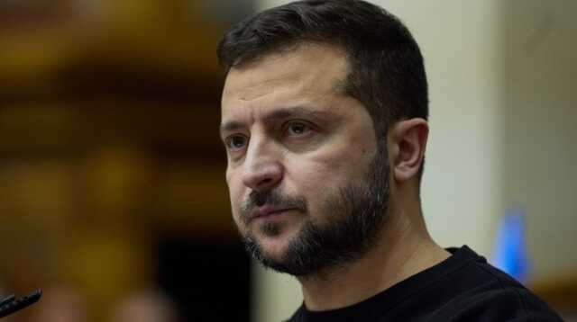 Зеленський розкритикував канцлера ФРН за позицію щодо постачання танків Leopard