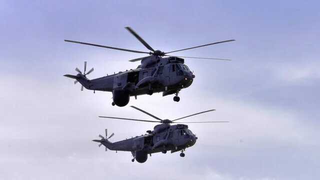 Резников показал первый вертолет Sea King, полученный от Великобритании