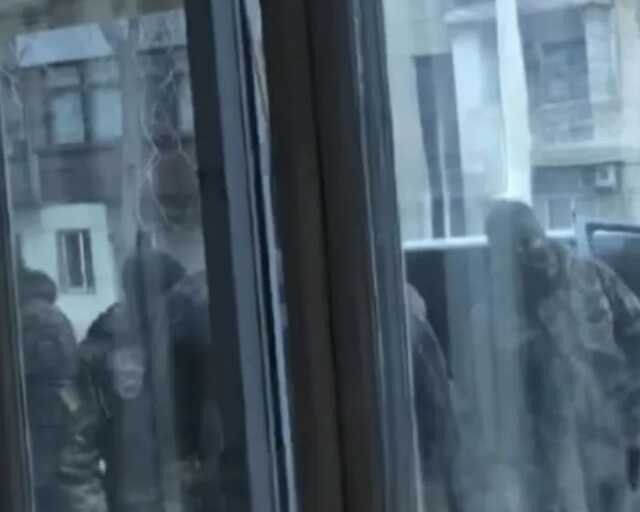 В Одесі пообіцяли провести перевірку дій працівників військкомату під час примусового вручення повістки