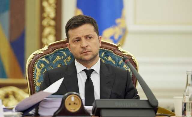 Зеленський заборонив чиновникам виїжджати за кордон на відпочинок