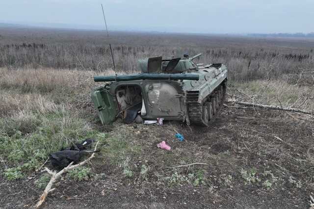 Нацгвардійці знищили три танки та дві БМП окупантів на Донбасі