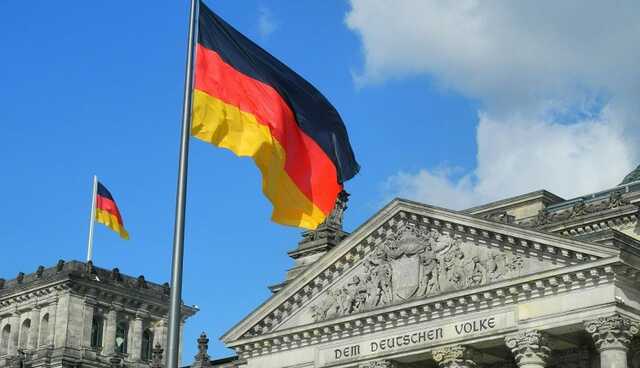 Німеччина завтра дасть Польщі дозвіл на відправку Leopard до України, - Bloomberg