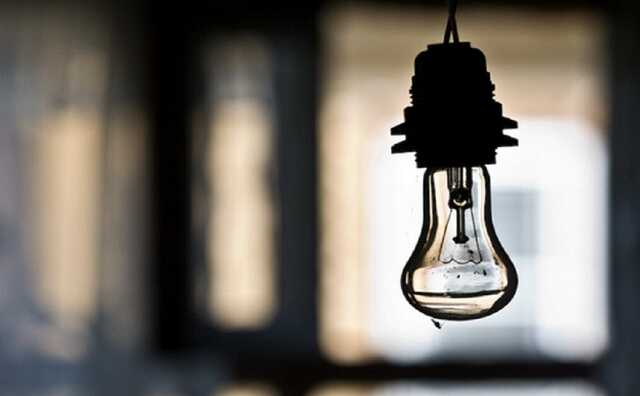 В Україні погіршилася ситуація зі світлом: екстрені відключення запровадили в трьох областях