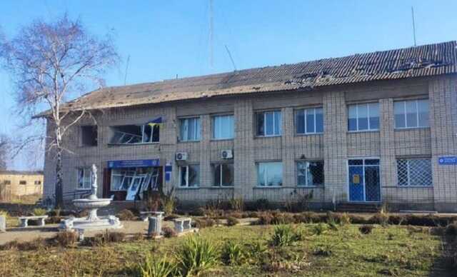 Війська РФ вдарили по сільраді на Криворіжжі: один загиблий та четверо поранених