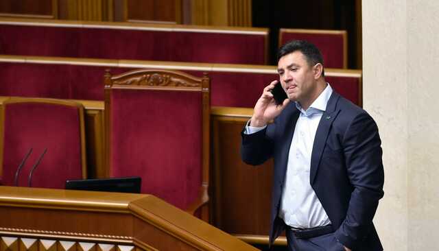 Яке море?! Титанічно працюю: Тищенко обурився реакції партії на його Таїланд