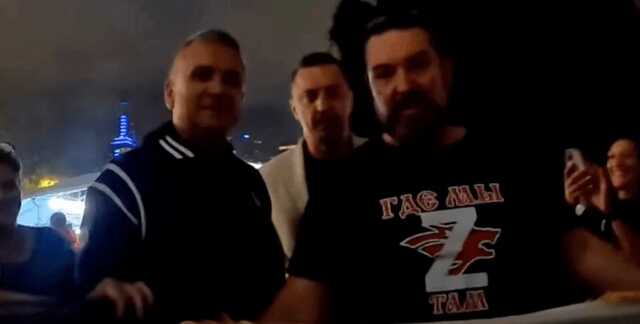 "Хай живе РФ": батько тенісиста Новака Джоковича позував із фанатами Путіна