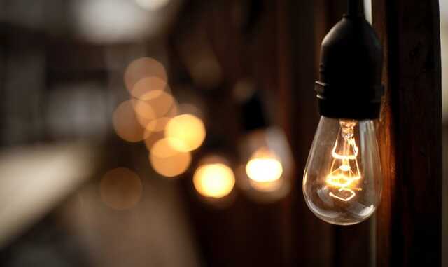 У ДТЕК розповіли, як завтра відключатимуть світло у чотирьох регіонах