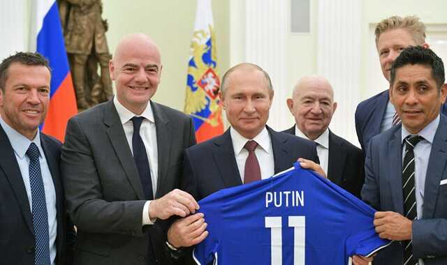 Екскапітан збірної Англії зробив дивний вчинок на зустрічі з Путіним