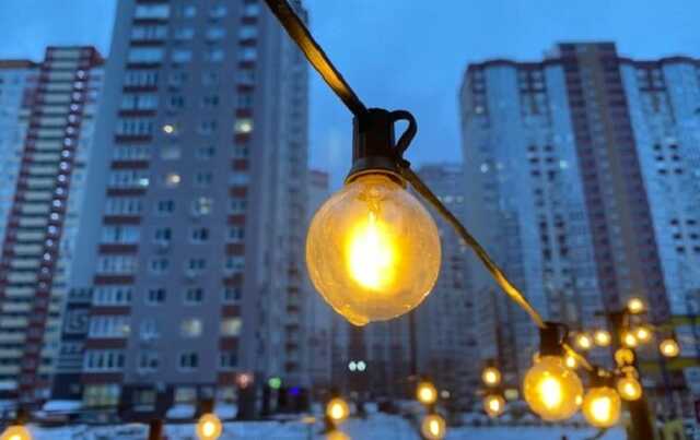 У Києві майже всім будинкам відключають світло, - YASNO