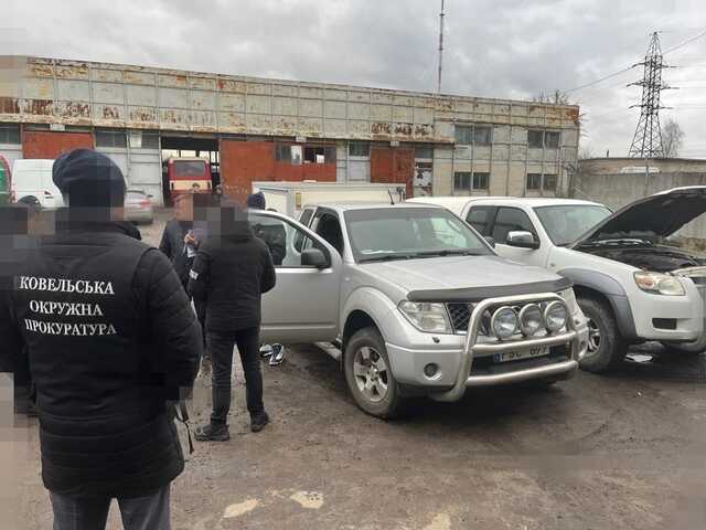 У Ковелі волонтера викрито на продажі гуманітарних авто