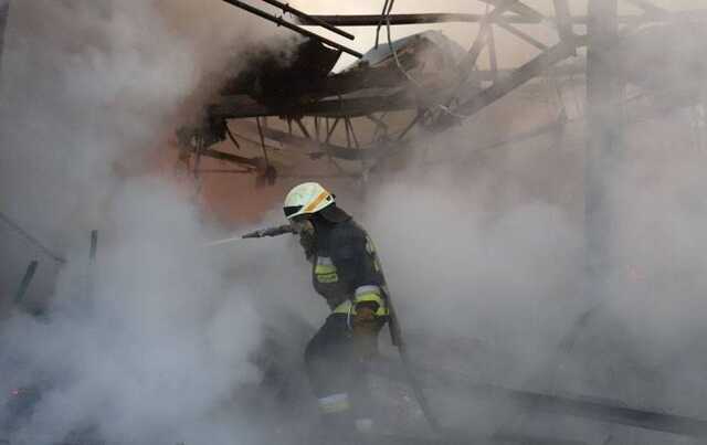 Окупанти масовано обстрілюють село на Херсонщині, відомо про чотирьох поранених