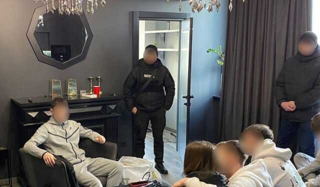 У поліції спростували вручення повісток організаторам п’яних вечірок у Києві