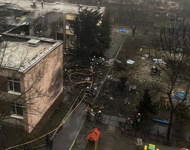 Правоохранители рассказали, когда будет расшифрован "черный ящик" вертолета, упавшего в Броварах