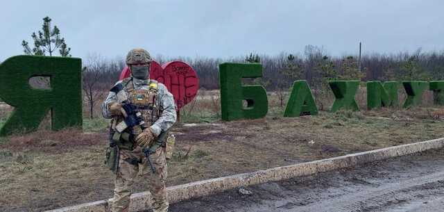 "Дуже складна ситуація, але хлопці тримаються": лейтенант Нацгвардії розповів про пекло в Бахмуті
