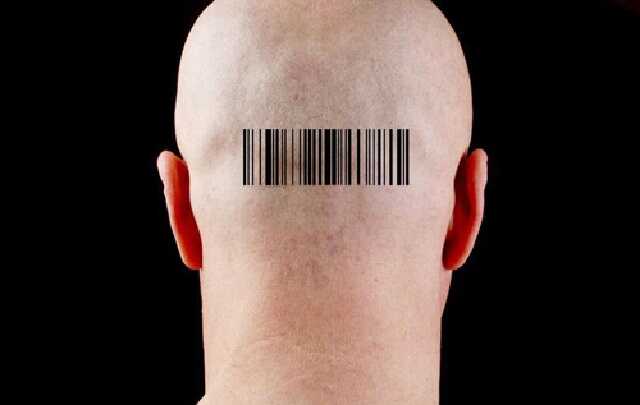 Щоб не завербували: В Росії хочуть чіпувати чиновників, які виїжджають на відпочинок за кордон