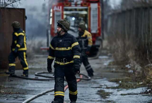 У Херсоні окупанти обстріляли ліцей: фото наслідків