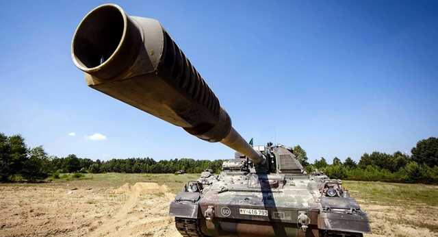 Як ЗСУ за допомогою Panzerhaubitze 2000 звільняють Україну від російських окупантів на Донбасі