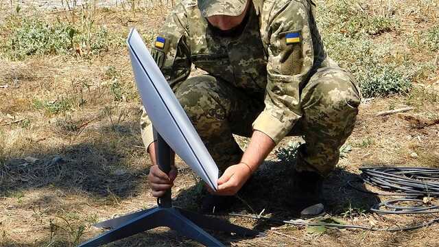У Зеленського відреагували на рішення SpaceX обмежити використання інтернету Starlink для ЗСУ