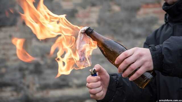 В России мужчину арестовали за попытку поджечь военкомат