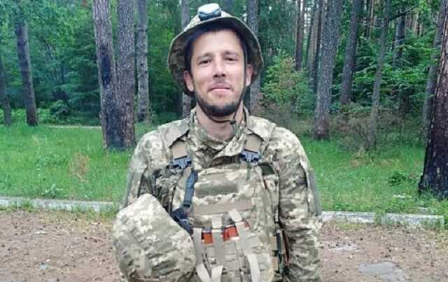 На фронті під Авдіївкою загинув молодий учитель: без батька залишилося двоє синів