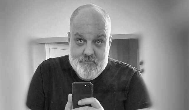 Помер популярний український рокер Любомир Футорський, який заснував гурт "Мертвий півень"