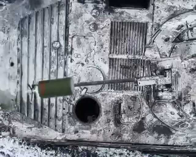 Знищення російської БМП-2 за допомогою термобаричної гранати РГТ-27 потрапило на відео