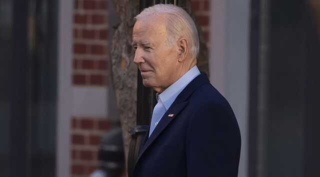 Байден звернувся до росіян: Захід не збирається нападати на народ РФ