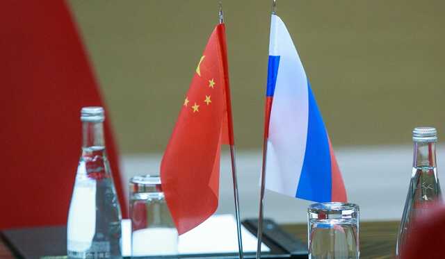 У Китаї назвали "домислами" заяви про постачання зброї РФ