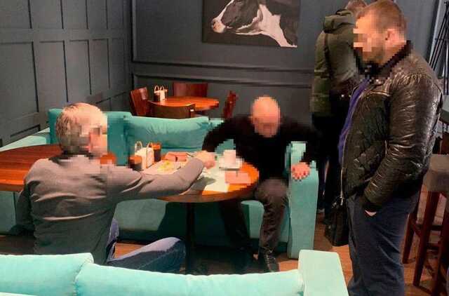 У Запоріжжі на хабарі затримали директора комунального підприємства