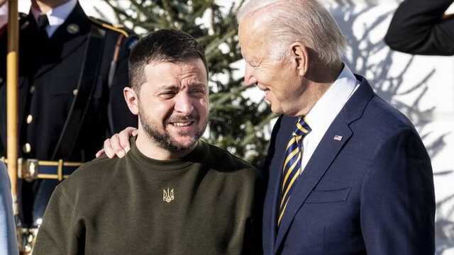 "Говорю з мерцем": Байден вважав, що Зеленського вб’ють і пропонував евакуацію, - NYT