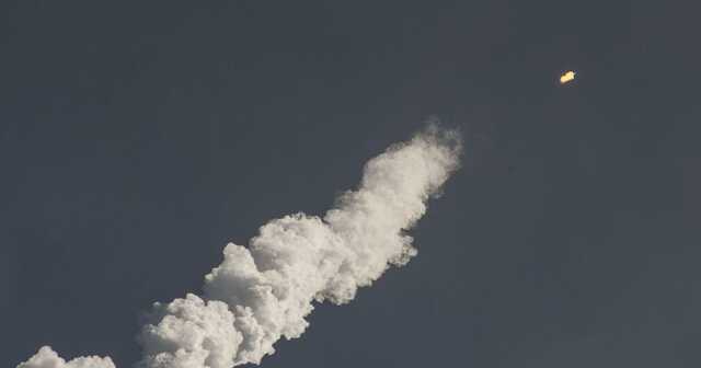 Утренний обстрел Херсона: появились фото последствий