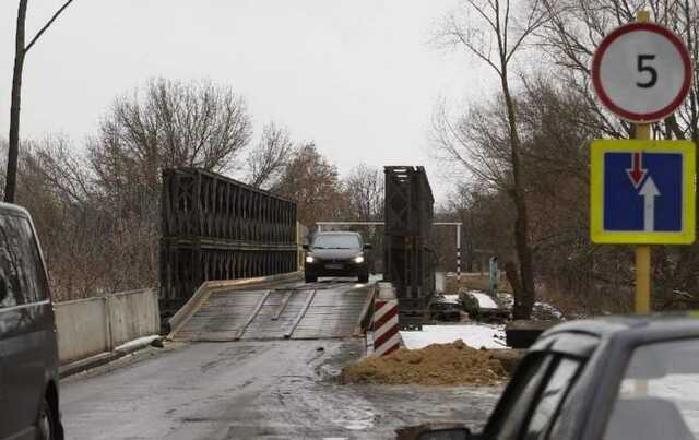 Під Черніговом завтра перекриють рух переправою через Десну