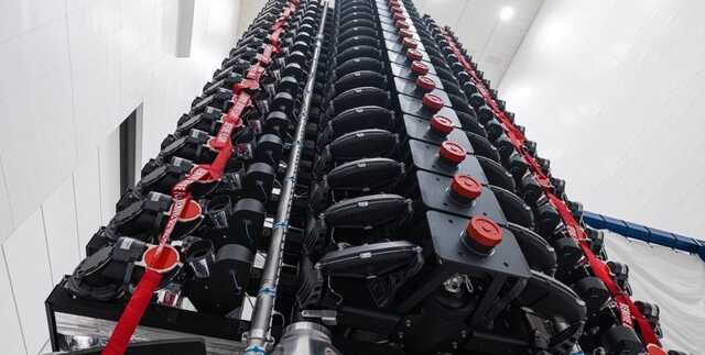 Starlink запустив міні-супутники на сонячних батареях: як вони покращать зв’язок