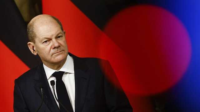 Росія має вивести війська для мирних переговорів з Україною, - Шольц