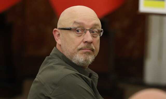 Резніков обговорив ситуацію на фронті з послами G7 та Євросоюзу