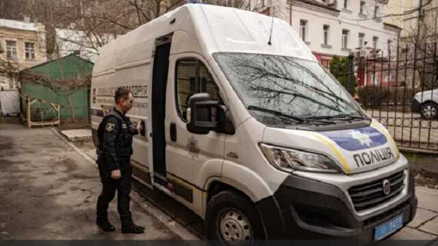 Україна використовує мобільні лабораторії з новою ДНК-технологією для ідентифікації загиблих – Independent