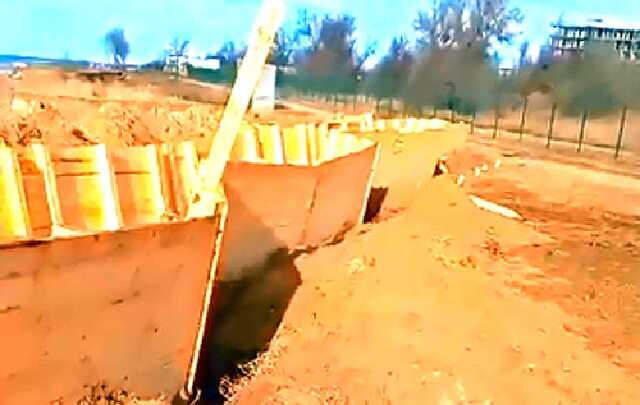 Россияне вырыли вдоль пляжей в Крыму сотни километров окопов